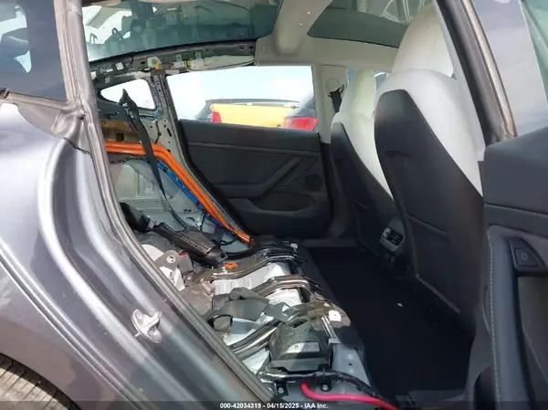 5YJ3E1EA5PF700307 2023 TESLA MODEL 3 - Image 8