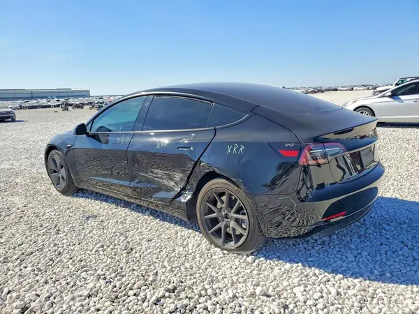 5YJ3E1EA5PF700758 2023 TESLA MODEL 3 - Image 2