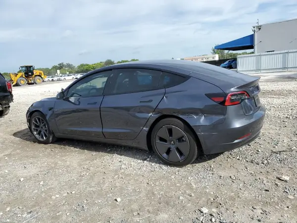 5YJ3E1EA5PF701182 2023 TESLA MODEL 3 - Image 2