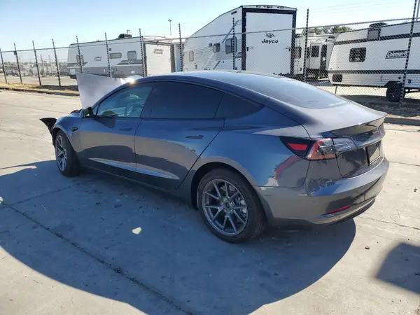 5YJ3E1EA5PF706477 2023 TESLA MODEL 3 - Image 2