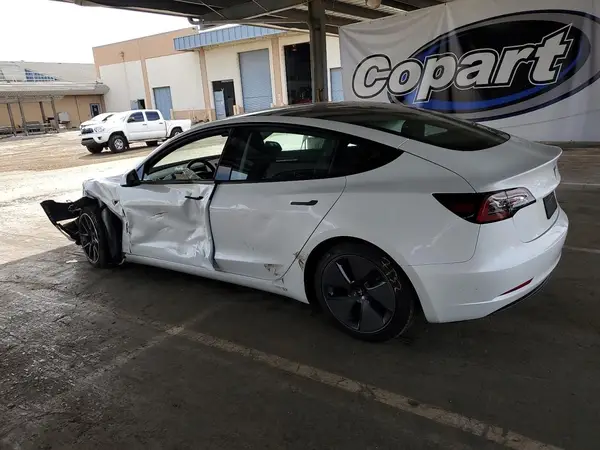 5YJ3E1EA5PF707631 2023 TESLA MODEL 3 - Image 2
