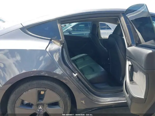 5YJ3E1EA5PF709203 2023 TESLA MODEL 3 - Image 8