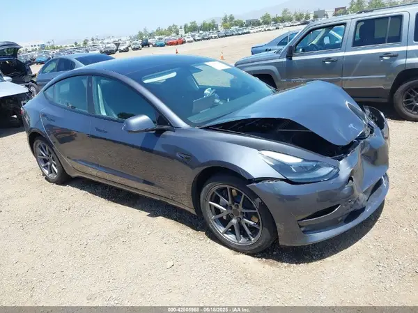 5YJ3E1EA5PF709931 2023 TESLA MODEL 3 - Image 1