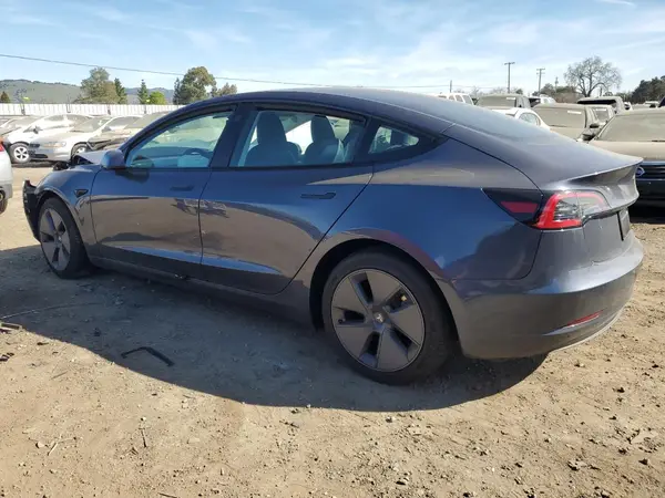 5YJ3E1EA5PF714546 2023 TESLA MODEL 3 - Image 2