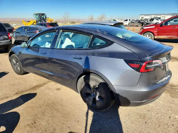 5YJ3E1EA5PF714899 2023 TESLA MODEL 3 - Image 2