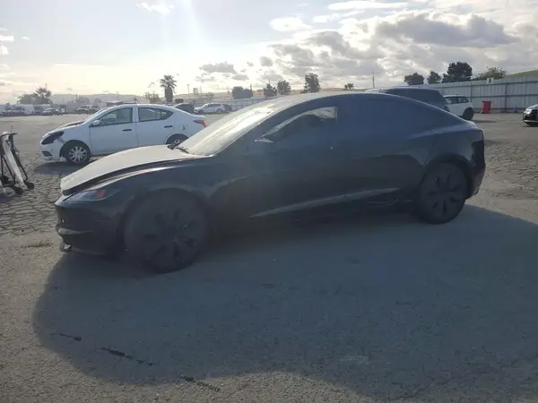 5YJ3E1EA5RF716946 2024 TESLA MODEL 3 - Image 1