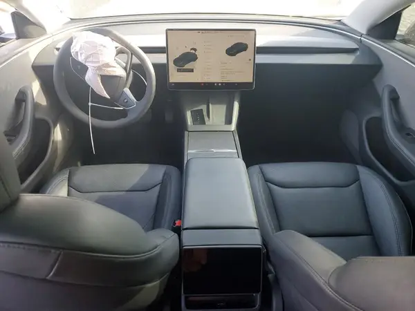 5YJ3E1EA5RF716946 2024 TESLA MODEL 3 - Image 8