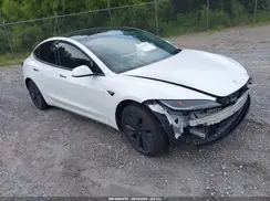 5YJ3E1EA5RF717613 2024 TESLA MODEL 3