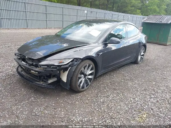 5YJ3E1EA5RF722519 2024 TESLA MODEL 3 - Image 2
