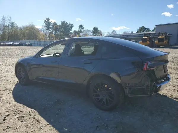 5YJ3E1EA5RF734413 2024 TESLA MODEL 3 - Image 2