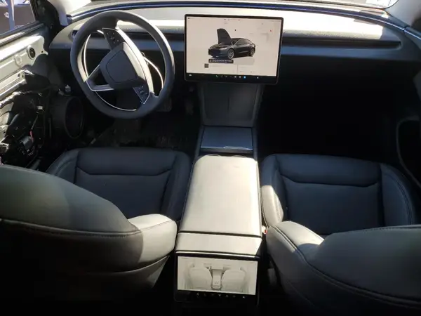 5YJ3E1EA5RF734413 2024 TESLA MODEL 3 - Image 8