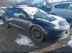 5YJ3E1EA5RF734458 2024 TESLA MODEL 3