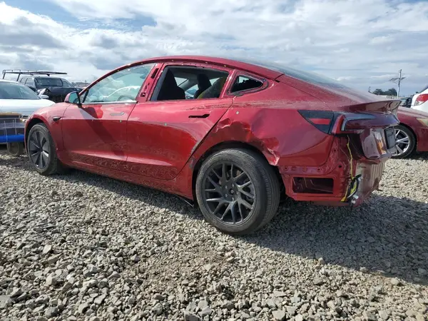 5YJ3E1EA5RF738445 2024 TESLA MODEL 3 - Image 2