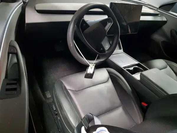 5YJ3E1EA5RF739692 2024 TESLA MODEL 3 - Image 8