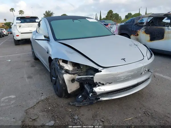5YJ3E1EA5RF743323 2024 TESLA MODEL 3 - Image 1