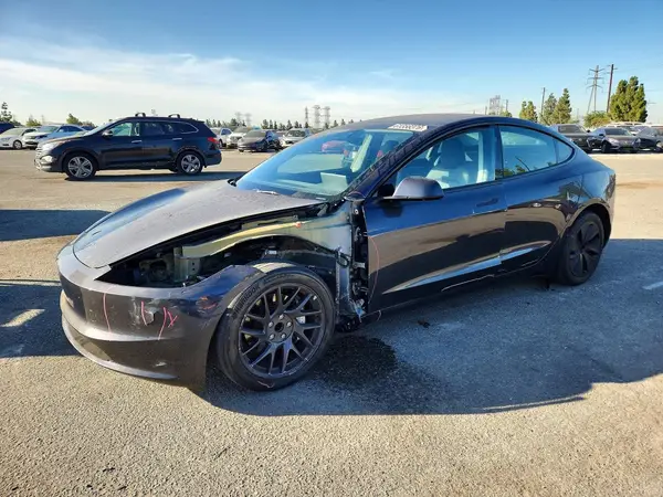 5YJ3E1EA5RF743418 2024 TESLA MODEL 3 - Image 1