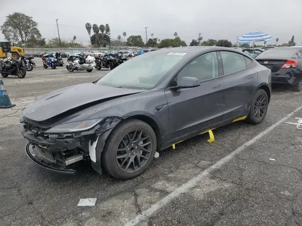 5YJ3E1EA5RF744388 2024 TESLA MODEL 3 - Image 1