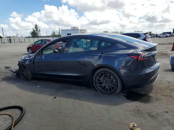5YJ3E1EA5RF744410 2024 TESLA MODEL 3 - Image 2