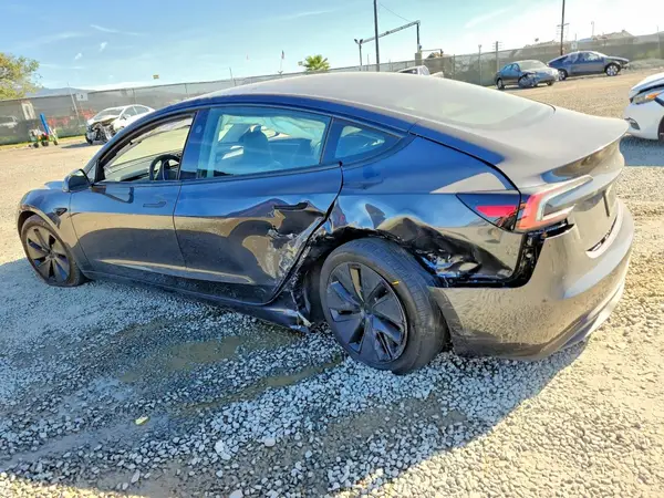 5YJ3E1EA5RF745363 2024 TESLA MODEL 3 - Image 2