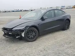 5YJ3E1EA5RF747243 2024 TESLA MODEL 3