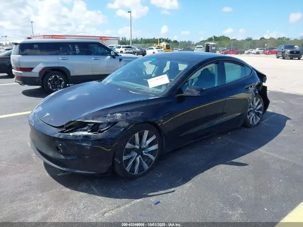 5YJ3E1EA5RF751762 2024 TESLA MODEL 3 - Image 2