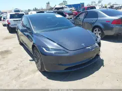 5YJ3E1EA5RF754824 2024 TESLA MODEL 3