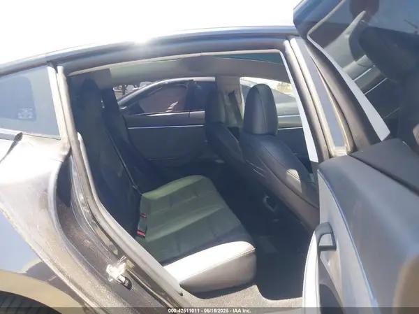5YJ3E1EA5RF754824 2024 TESLA MODEL 3 - Image 8