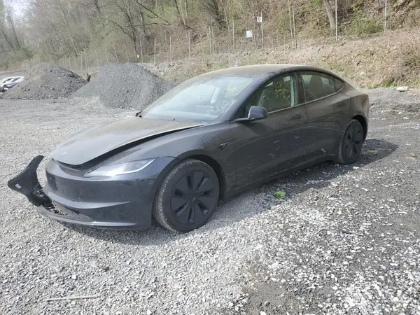 5YJ3E1EA5RF771297 2024 TESLA MODEL 3 - Image 1