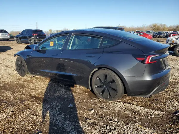 5YJ3E1EA5RF771476 2024 TESLA MODEL 3 - Image 2