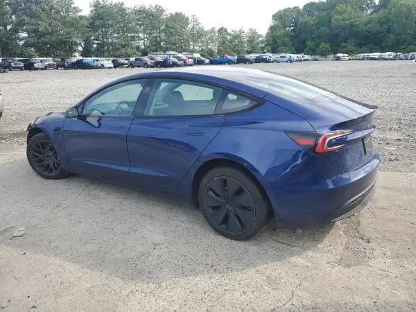 5YJ3E1EA5RF772529 2024 TESLA MODEL 3 - Image 2