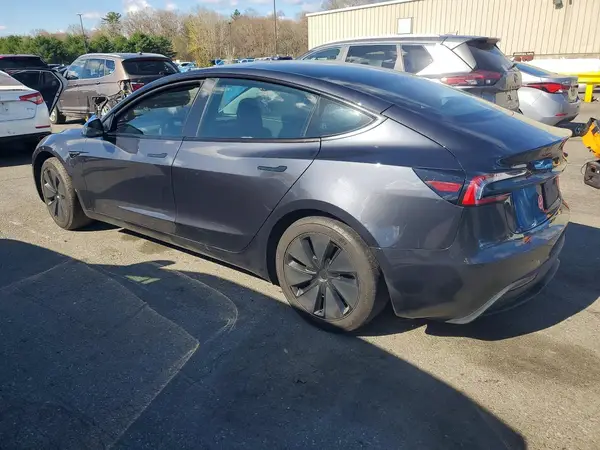 5YJ3E1EA5RF774023 2024 TESLA MODEL 3 - Image 2
