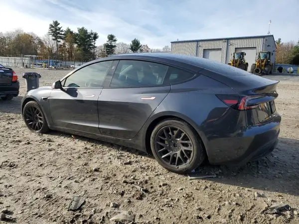 5YJ3E1EA5RF783367 2024 TESLA MODEL 3 - Image 2