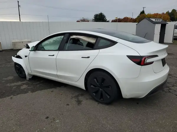 5YJ3E1EA5RF783949 2024 TESLA MODEL 3 - Image 2