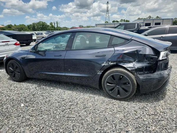 5YJ3E1EA5RF825438 2024 TESLA MODEL 3 - Image 2