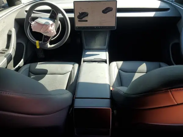 5YJ3E1EA5RF831272 2024 TESLA MODEL 3 - Image 8