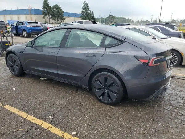 5YJ3E1EA5RF831918 2024 TESLA MODEL 3 - Image 2