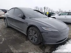 5YJ3E1EA5RF834608 2024 TESLA MODEL 3