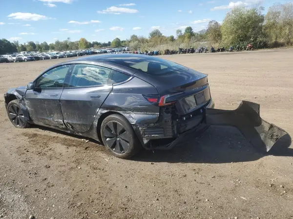 5YJ3E1EA5RF834981 2024 TESLA MODEL 3 - Image 2