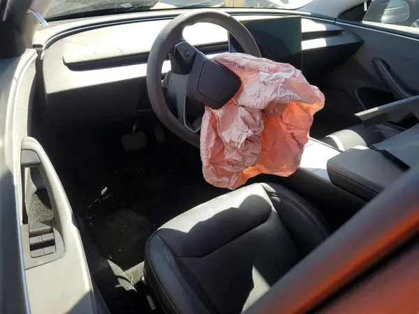5YJ3E1EA5RF842935 2024 TESLA MODEL 3 - Image 8
