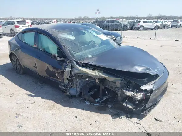 5YJ3E1EA5RF843972 2024 TESLA MODEL 3 - Image 1