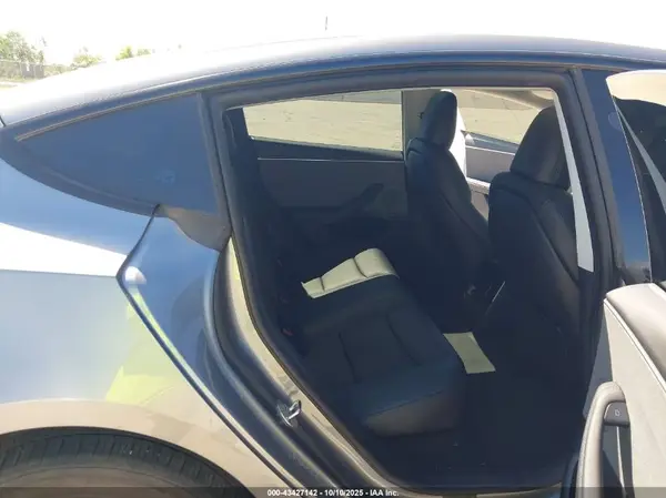 5YJ3E1EA5RF857449 2024 TESLA MODEL 3 - Image 8