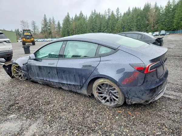 5YJ3E1EA5RF861050 2024 TESLA MODEL 3 - Image 2