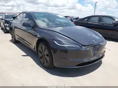 5YJ3E1EA5RF863266 2024 TESLA MODEL 3