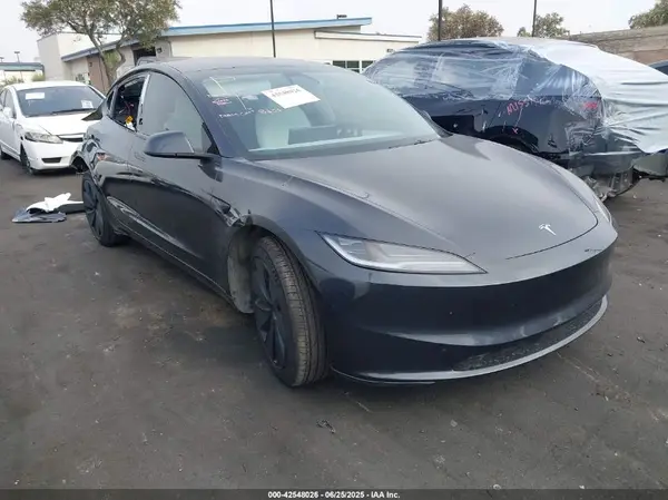 5YJ3E1EA5RF866605 2024 TESLA MODEL 3 - Image 1