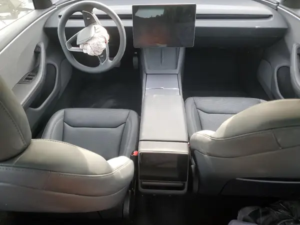 5YJ3E1EA5RF870069 2024 TESLA MODEL 3 - Image 8