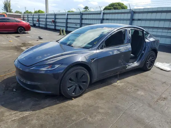 5YJ3E1EA5RF870296 2024 TESLA MODEL 3 - Image 1