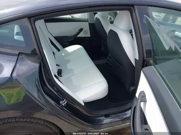 5YJ3E1EA5RF870377 2024 TESLA MODEL 3 - Image 8