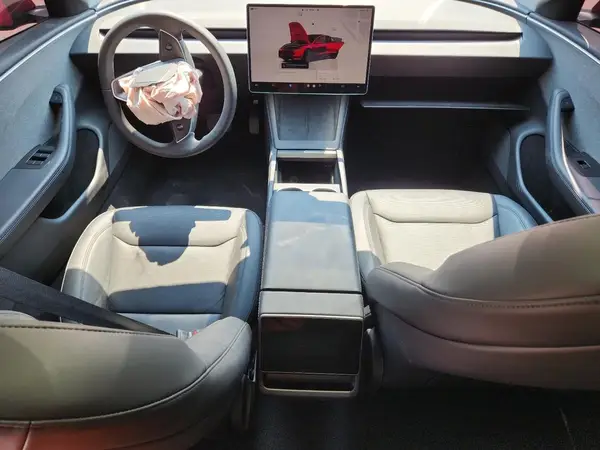 5YJ3E1EA5SF007908 2025 TESLA MODEL 3 - Image 8