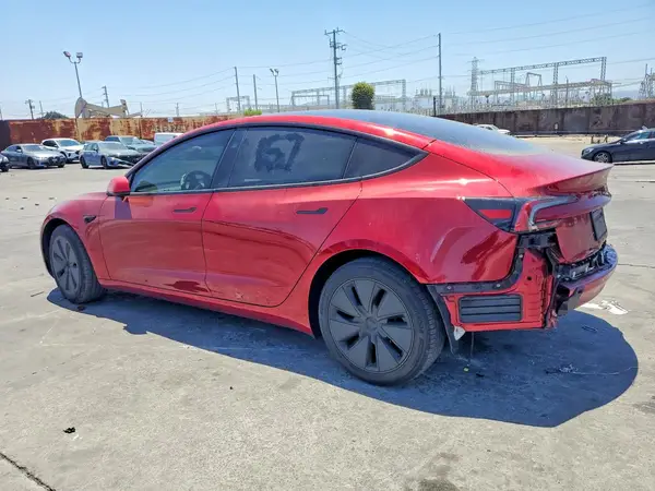 5YJ3E1EA5SF012901 2025 TESLA MODEL 3 - Image 2