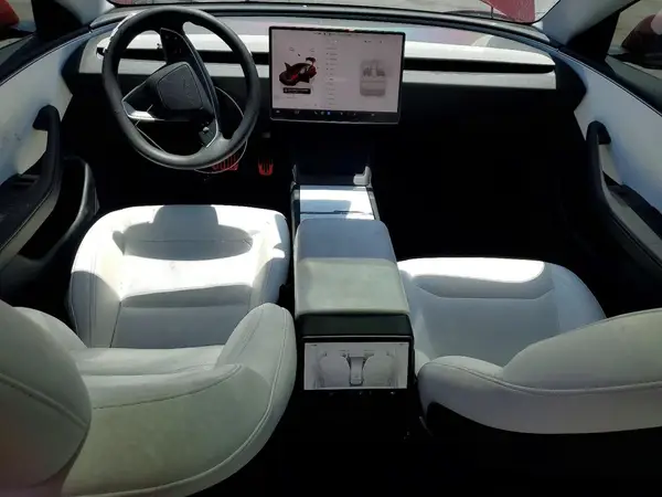 5YJ3E1EA5SF012901 2025 TESLA MODEL 3 - Image 8